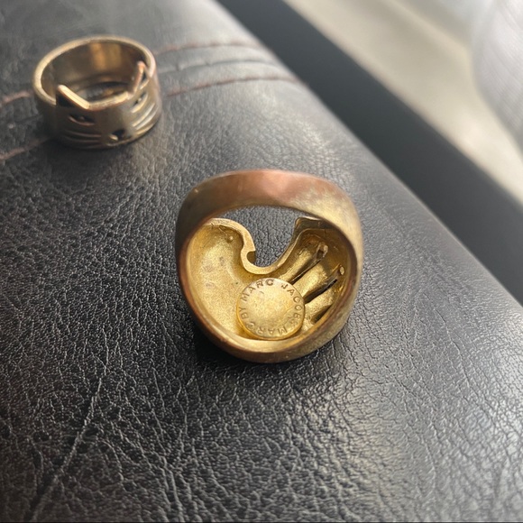 Two Gold Rings - Picture 5 of 5